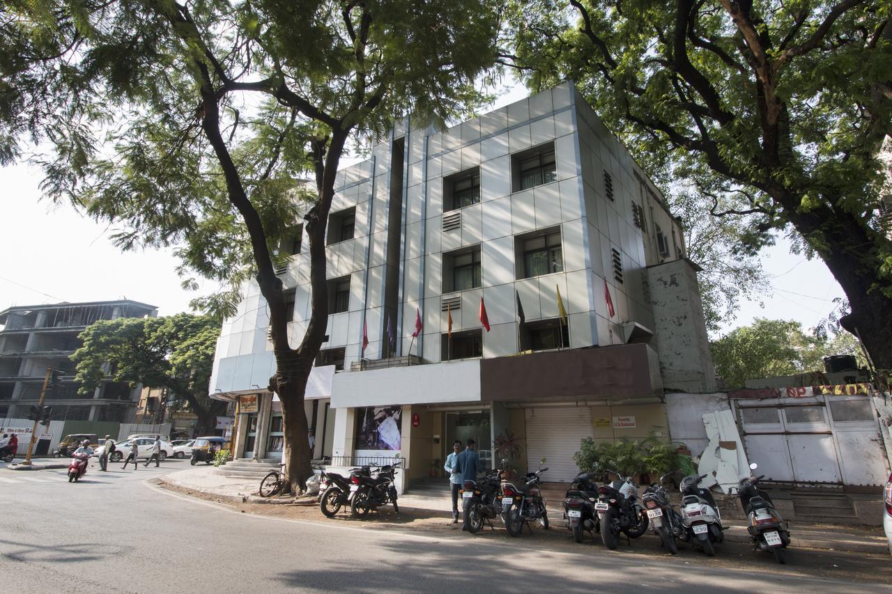 Oyo 6429 Hotel Pearl Pune Ngoại thất bức ảnh
