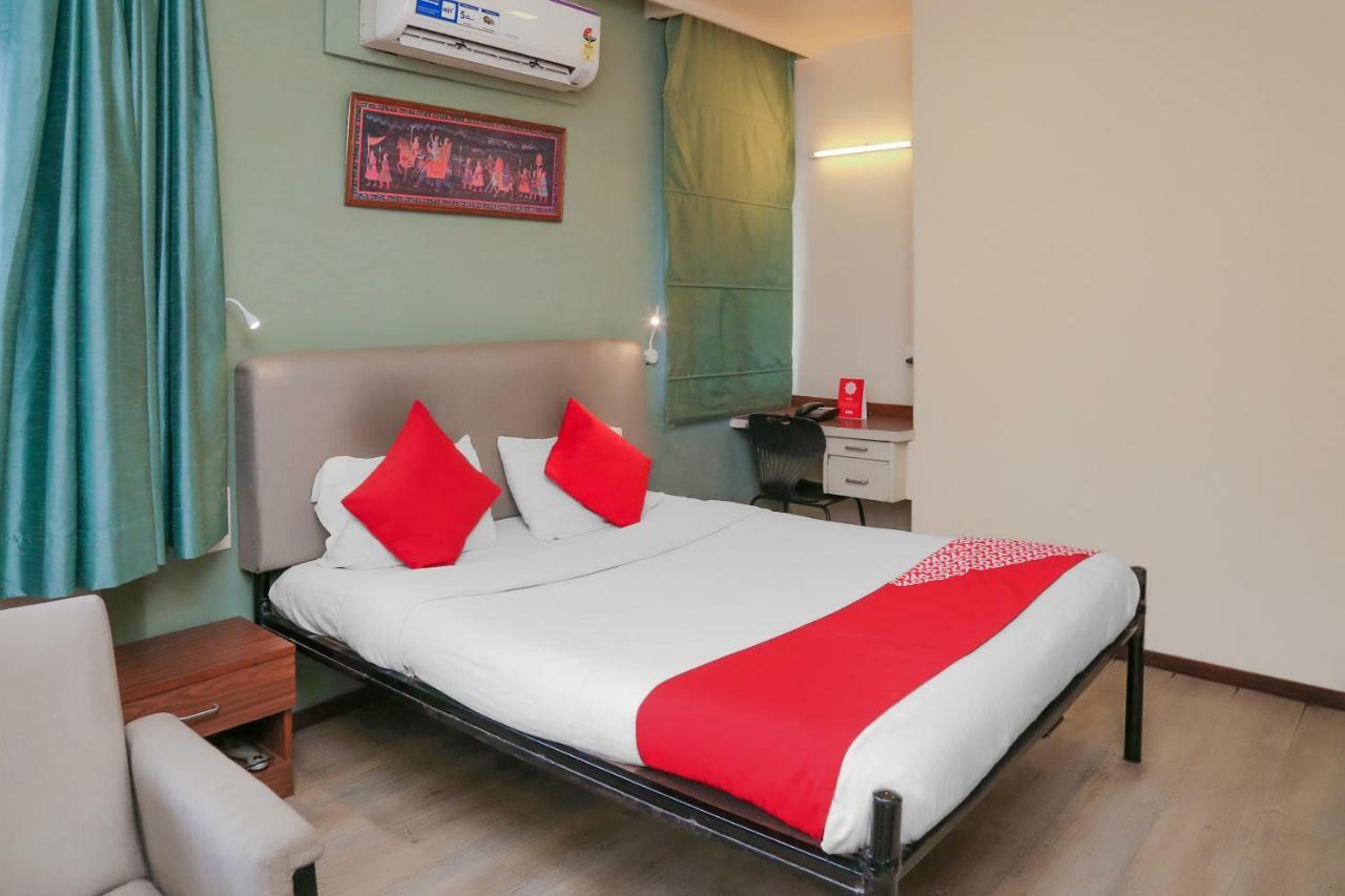 Oyo 6429 Hotel Pearl Pune Ngoại thất bức ảnh
